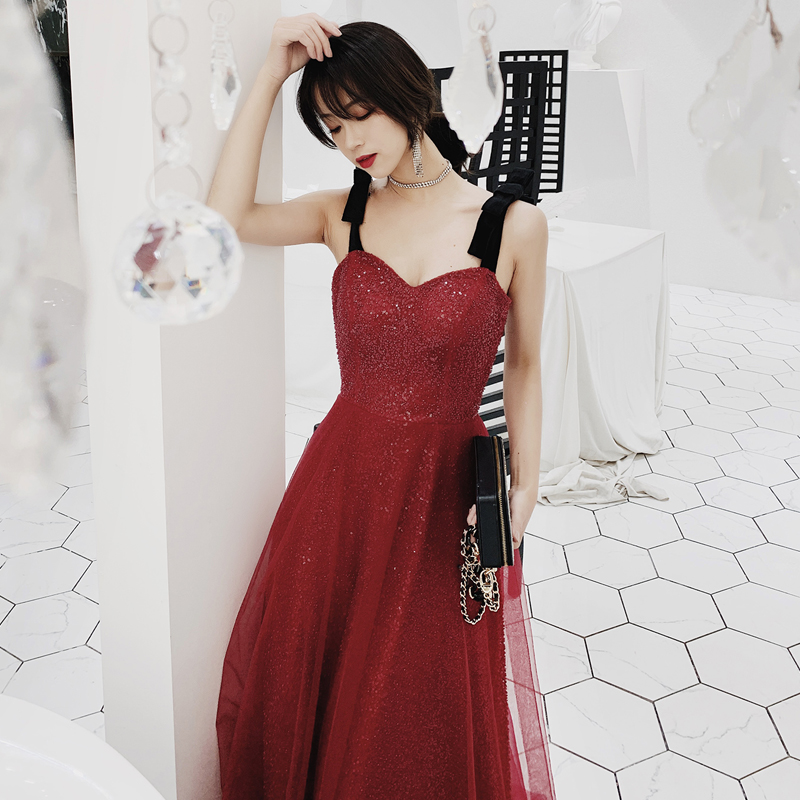ชุดราตรี ชุดราตรีสวยหรู แบบ ทันสมัย Evening dress