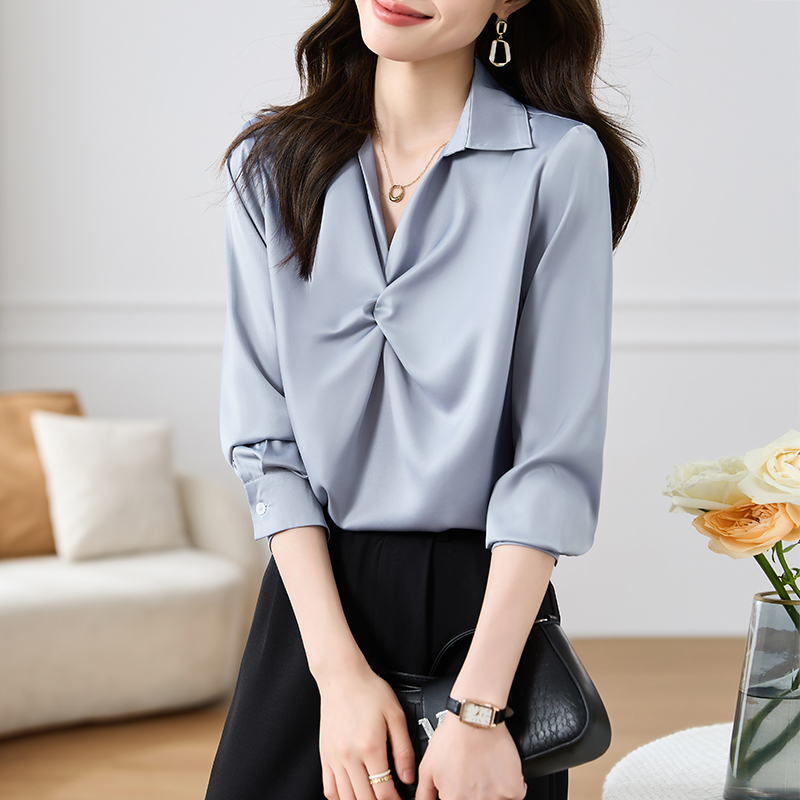 เสื้อเชิ้ตผู้หญิงแขนยาว เสื้อเชิ้ตผู้หญิงใส่ทํางาน 390 บาทต่อชิ้น ฟรีค่าจัดส่ง