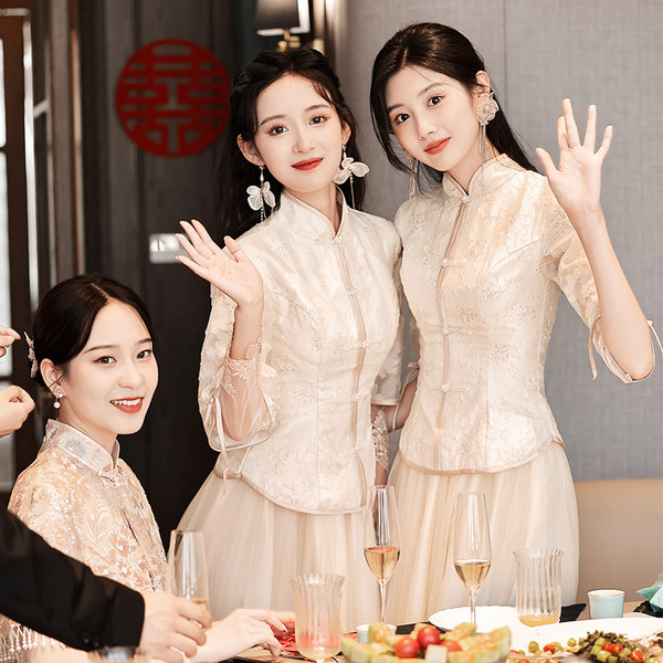 ชุดเพื่อนเจ้าสาว ชุดไปงานแต่งงาน