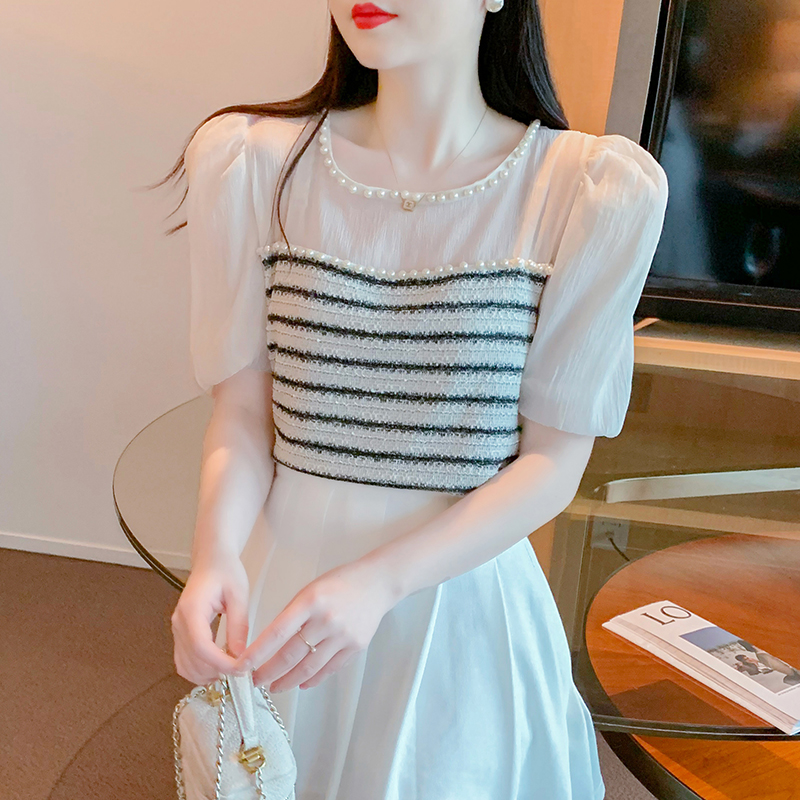 เสื้อผ้าวัยรุ่นเกาหลี เสื้อยืดวัยรุ่นผู้หญิง มีขนาด S M L XL