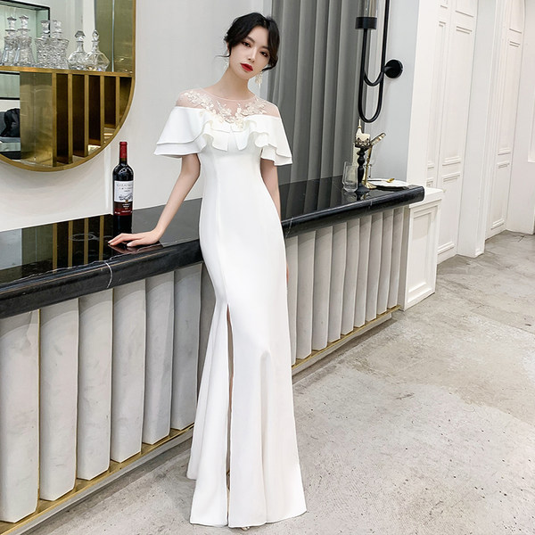 ชุดราตรี ชุดราตรีสวยหรู แบบ ทันสมัย Evening dress
