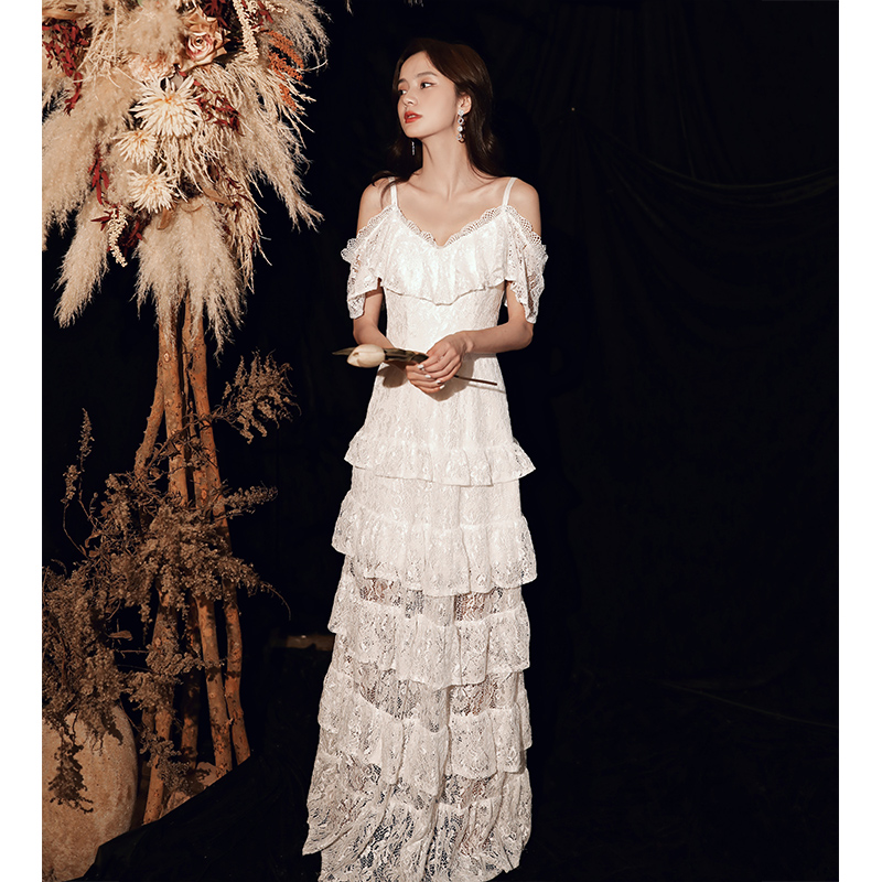 ชุดราตรี ชุดราตรีสวยหรู แบบ ทันสมัย Evening dress