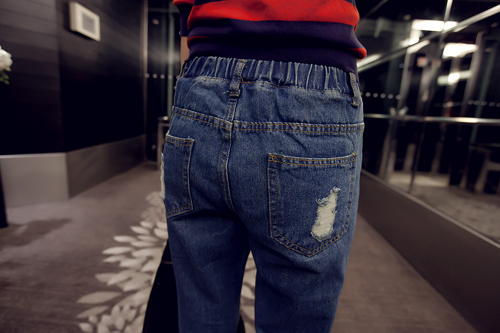 กางเกงยีนส์ สกรีนลายมิกกี้เมาส์ แต่งขาดๆ แนวๆ ทรงสวย พร้อมส่ง same pic