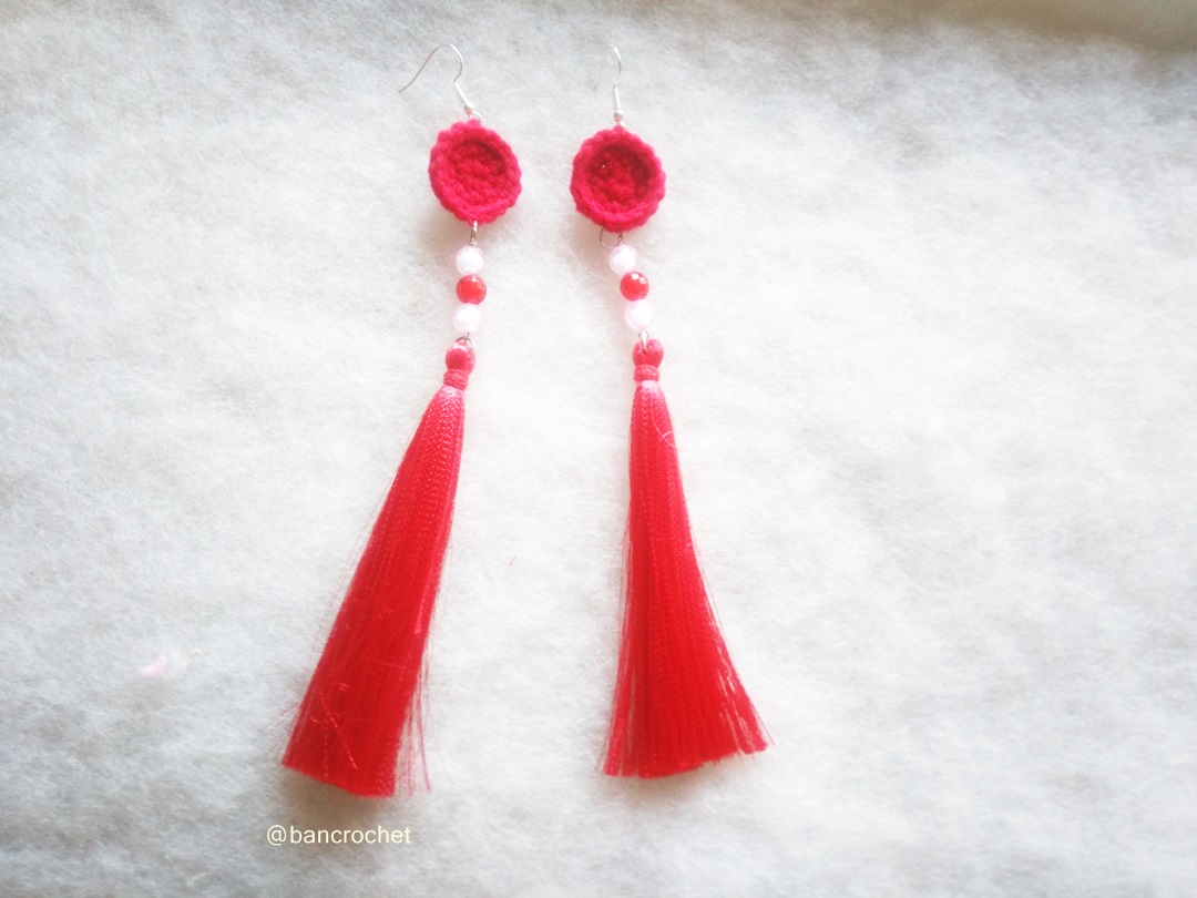 ต่างหูถักโครเชต์ crochet earrings สีแดง 7 นิ้ว