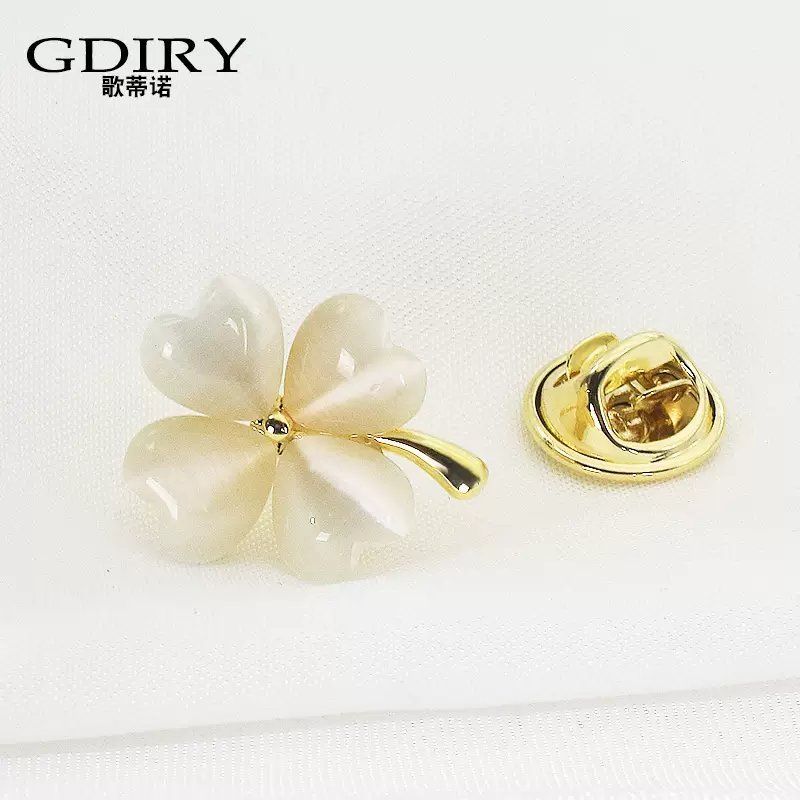 เข็มกลัด เข็มกลัดสวยๆ เข็มกลัดติดเสื้อ Brooch