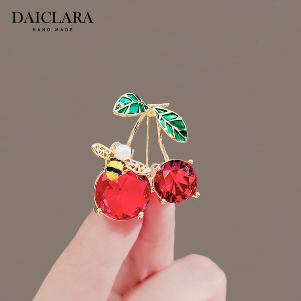 เข็มกลัด เข็มกลัดสวยๆ เข็มกลัดติดเสื้อ Brooch