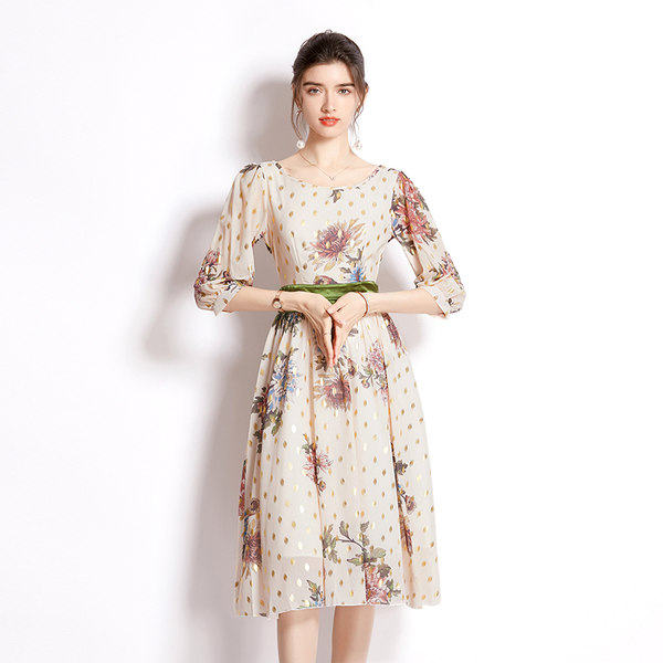 ชุดเดรสเรียบหรูดูแพง เดรสแบรนด์ DG Boutique