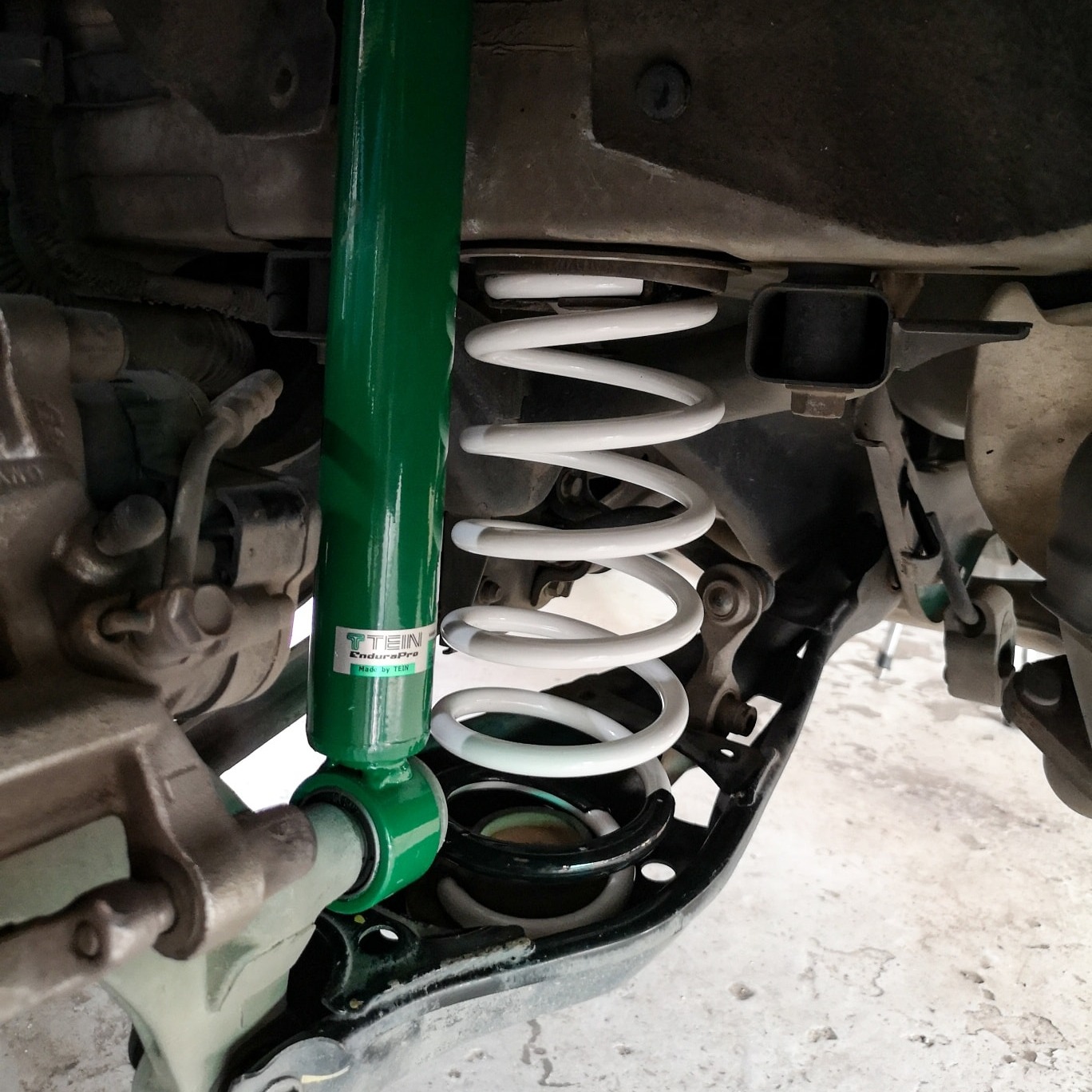 สปริงรถยนต์ YSS สำหรับ All New Civic ปี 2017 ขึ้นไป (โหลด-สแตนดาร์ด)