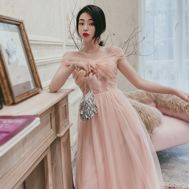 ชุดราตรี ชุดราตรีสวยหรู แบบ ทันสมัย Evening dress