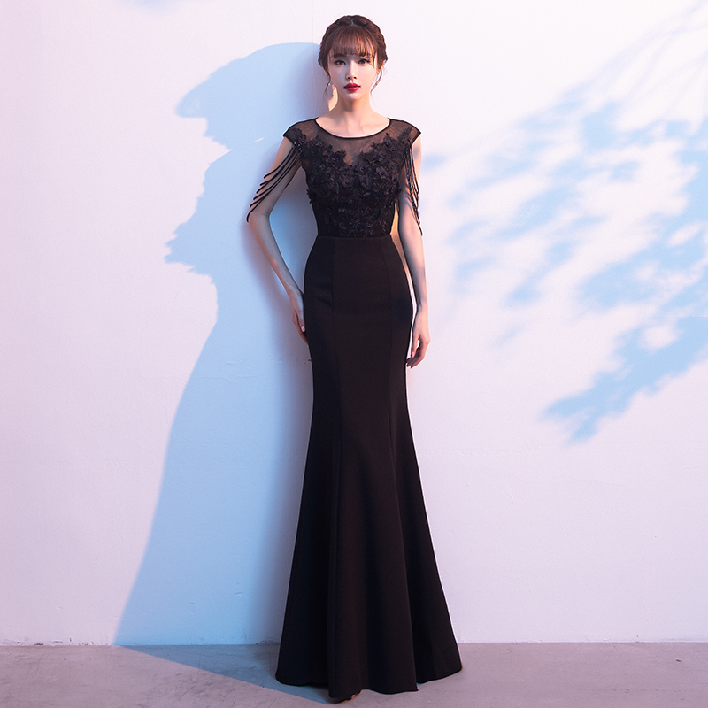 ชุดราตรี ชุดราตรีสวยหรู แบบ ทันสมัย Evening dress