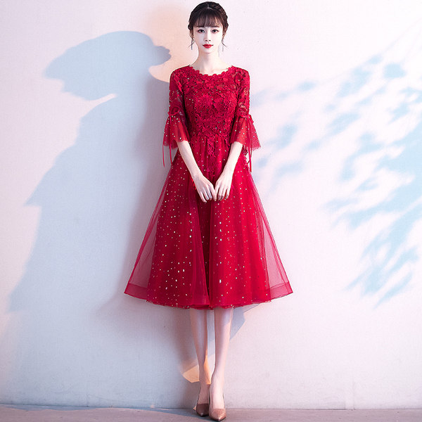 ชุดราตรี ชุดราตรีสวยหรู แบบ ทันสมัย Evening dress