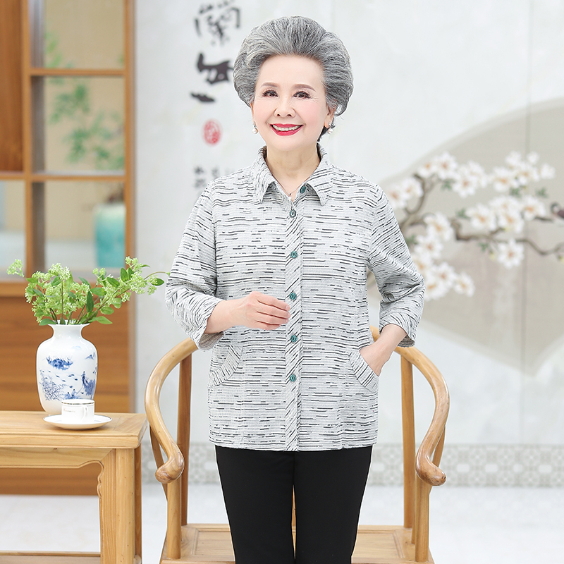 เสื้อคุณยาย เสื้อผู้วัยอายุ60-70ปี มีขนาด L-4XL(อกประมาณ35-45นิ้ว)