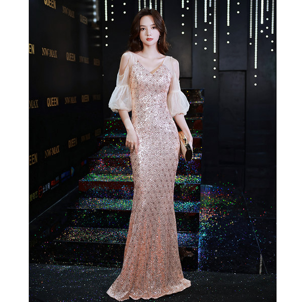 ชุดราตรี ชุดราตรีสวยหรู แบบ ทันสมัย Evening dress