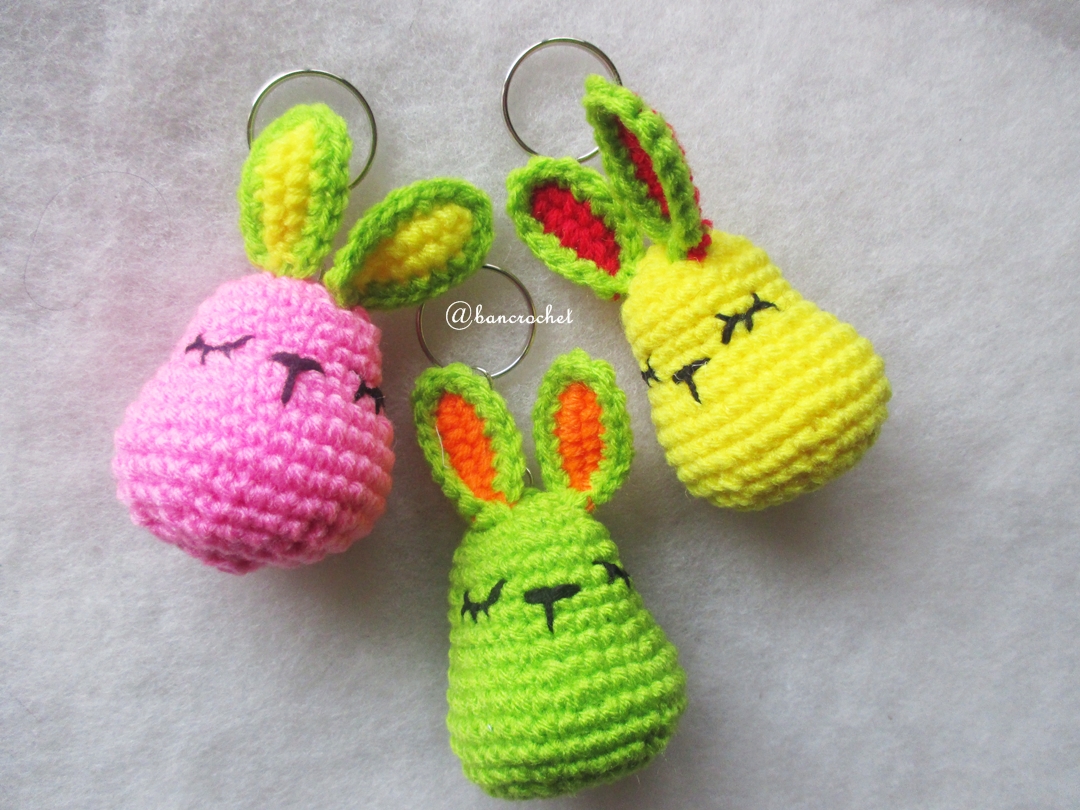 ราคาส่ง พวงกุญแจกระต่าย 3 นิ้ว rabbits amigurumi crochet keychain 3 inches (สำหรับราคาส่ง for wholesale)