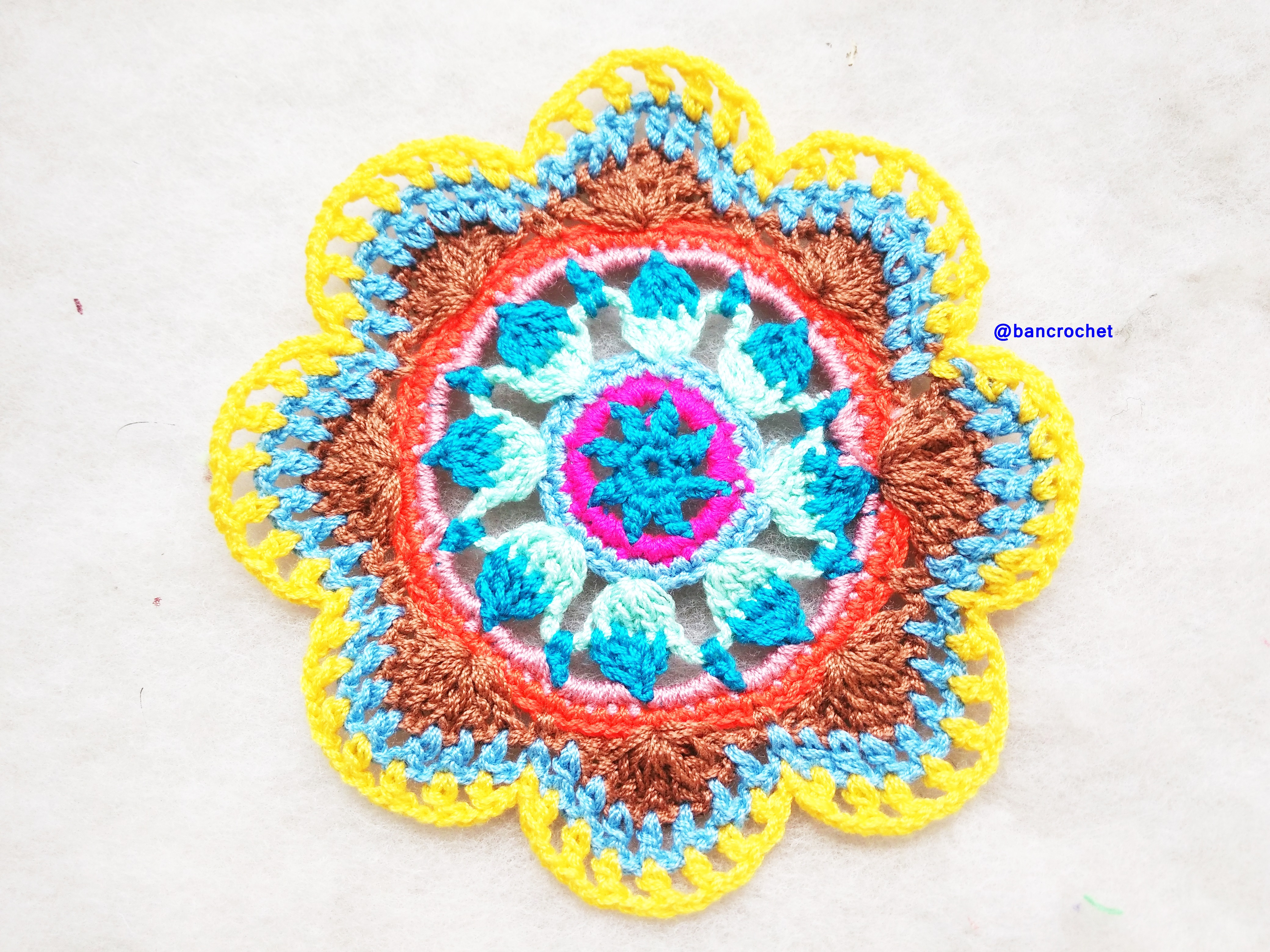 Bancrochet ที่รองแก้วถักโครเชต์ crochet coasters หลากสี 4 นิ้ว