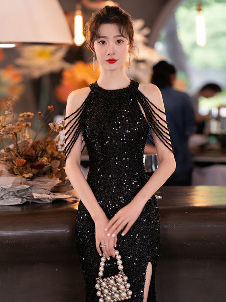 ชุดราตรี ชุดราตรีสวยหรู แบบ ทันสมัย Evening dress
