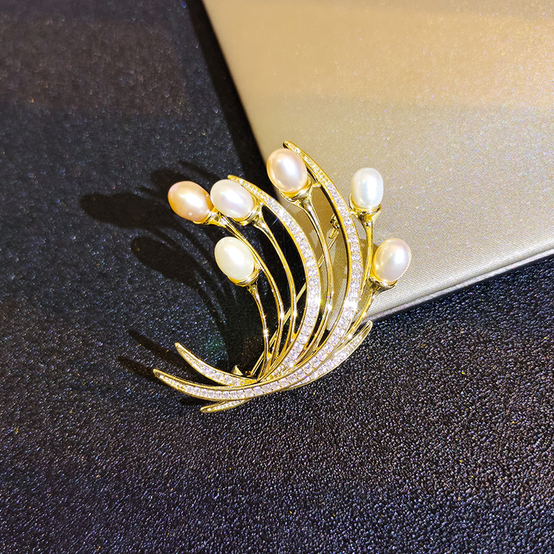 เข็มกลัด เข็มกลัดสวยๆ เข็มกลัดติดเสื้อ Brooch