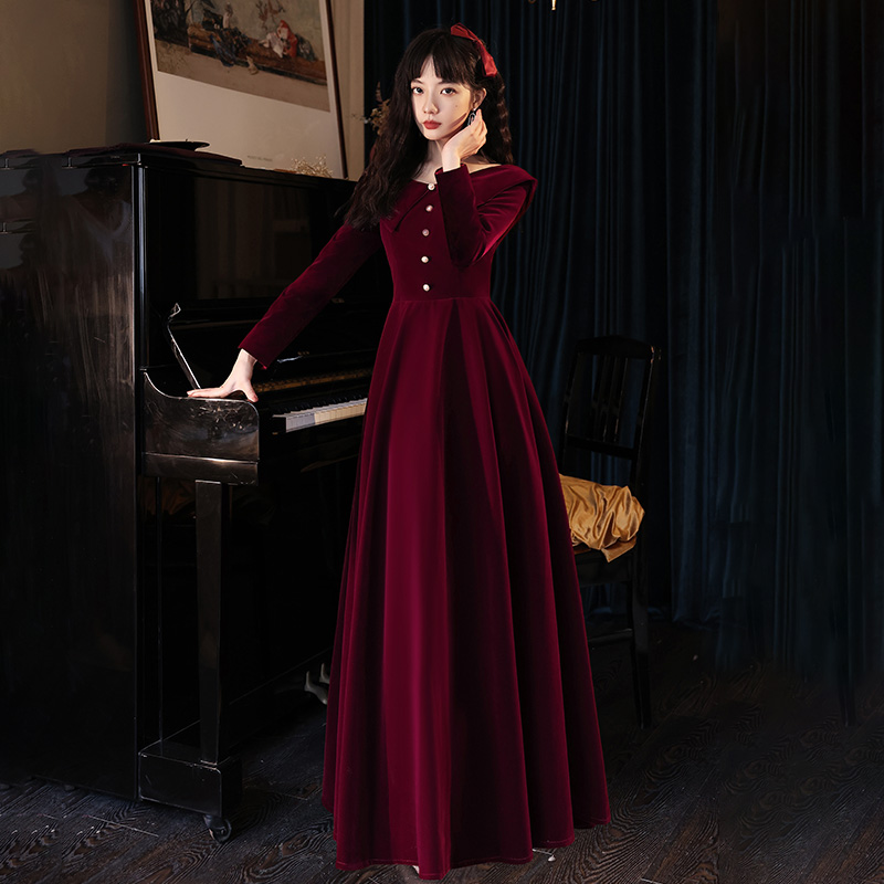 ชุดราตรี ชุดราตรีสวยหรู แบบ ทันสมัย Evening dress