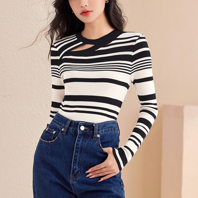 เสื้อเชิ้ตผู้หญิงแขนยาว เสื้อเชิ้ตผู้หญิงใส่ทํางาน 390 บาทต่อชิ้น ฟรีค่าจัดส่ง