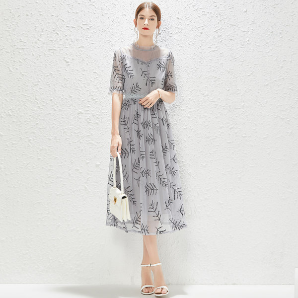 ชุดเดรสเรียบหรูดูแพง เดรสแบรนด์ DG Boutique