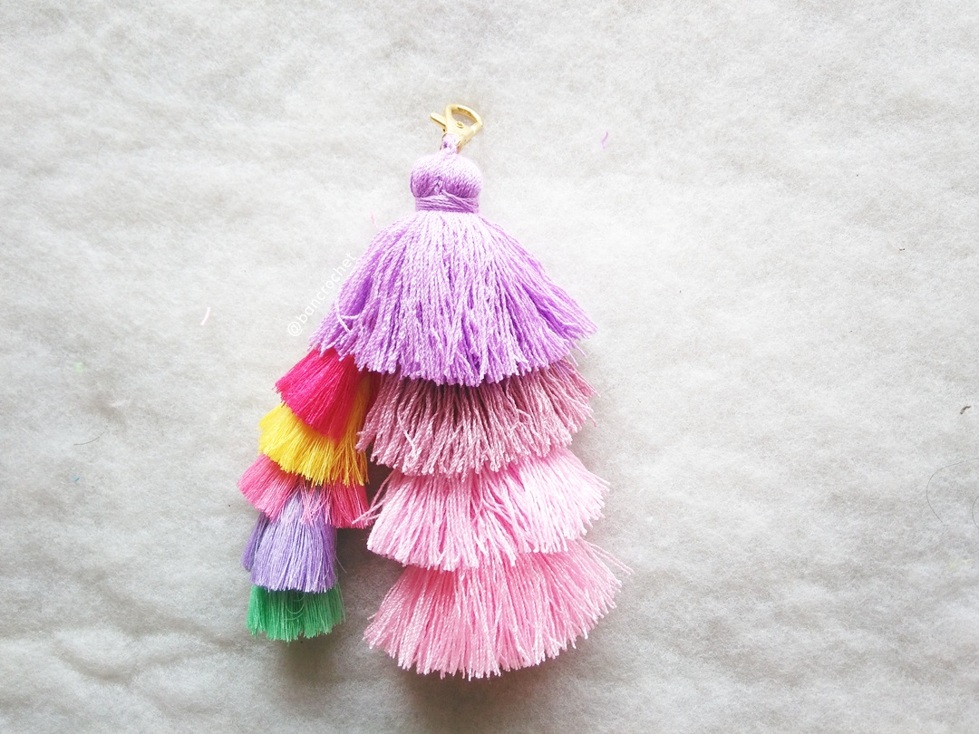 Bancrochet พวงกุญแจพู่ห้อยกระเป๋า tassels pompoms keychains หลากสี 5.5-6นิ้ว