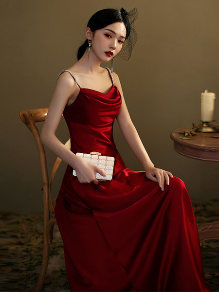 ชุดราตรี ชุดราตรีสวยหรู แบบ ทันสมัย Evening dress