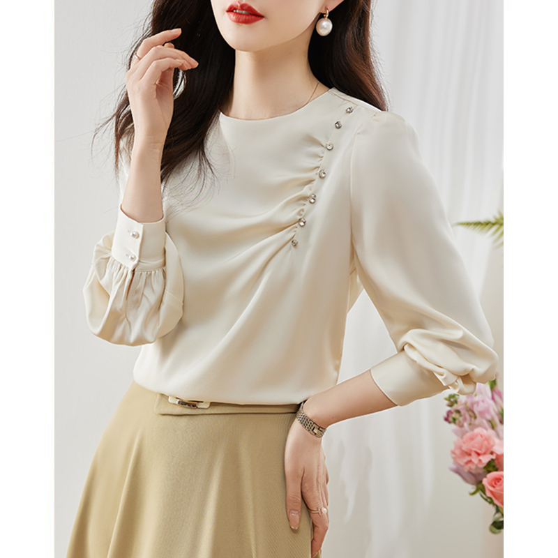 เสื้อเชิ้ตผู้หญิงแขนยาว เสื้อเชิ้ตผู้หญิงใส่ทํางาน 390 บาทต่อชิ้น ฟรีค่าจัดส่ง