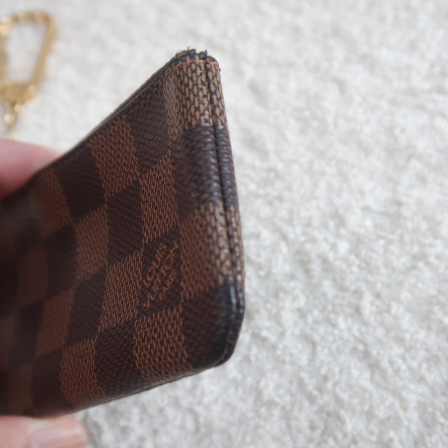Louis Vuitton Damier Pochette Cle