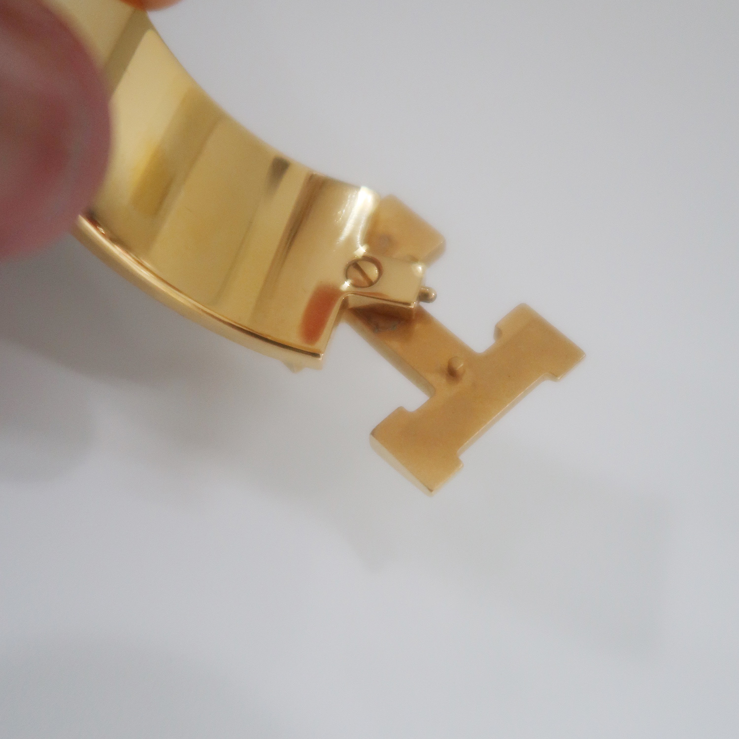 Hermes White Enamel Clic Clac H Bracelet Medium PM