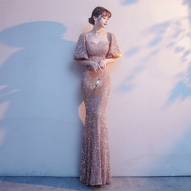 ชุดราตรี ชุดราตรีสวยหรู แบบ ทันสมัย Evening dress