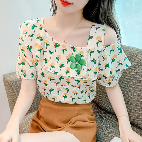 เสื้อลูกไม้ แขนสั้น