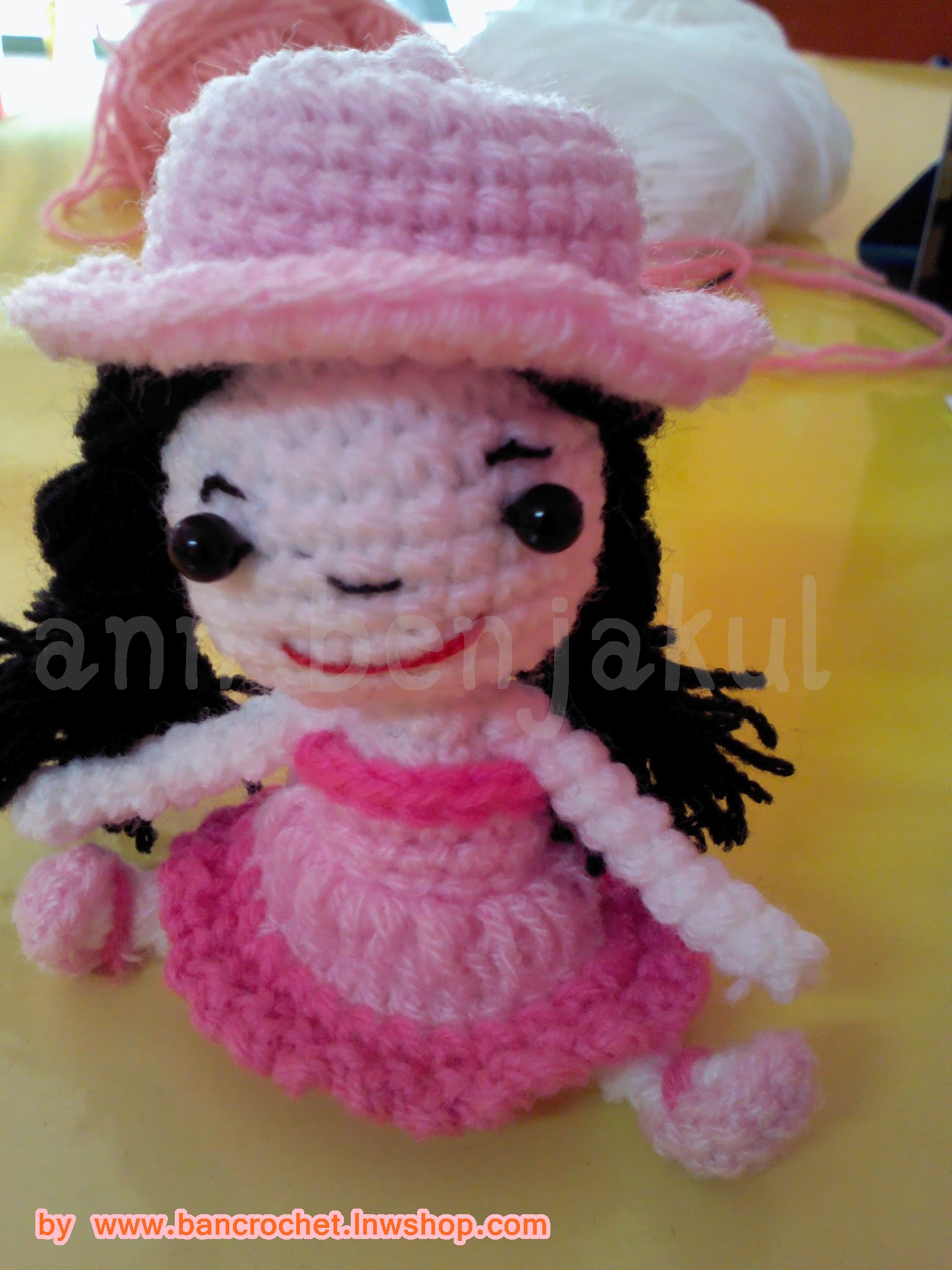 พวงกุญแจตุ๊กตาถัก