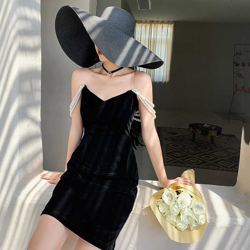 ชุดราตรี ชุดราตรีสวยหรู แบบ ทันสมัย Evening dress