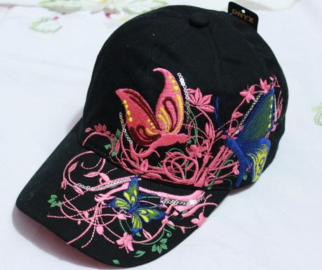 หมวก cap หมวกมีปีก หมวกเบสบอล ปักลาย ผีเสื้อ สีดำ หมวกแก๊ป งาน Hand made ไม่ซ้ำใคร สายด้านหลังปรับขนาดตามต้องการ 635599