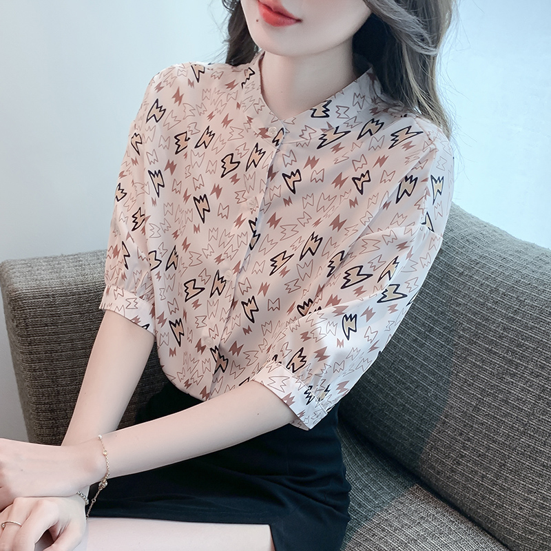 เสื้อเชิ้ตผู้หญิงแขนยาว เสื้อเชิ้ตผู้หญิงใส่ทํางาน 390 บาทต่อชิ้น ฟรีค่าจัดส่ง