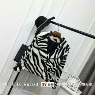 เสื้อกันหนาวขนลายม้าลาย แบบเก๋ งานดี ขนไม่หลุดง่าย ถ่ายจากงานจริง บุซับในกันลม พร้อมส่งจ้า ตามภาพเลยจ้า