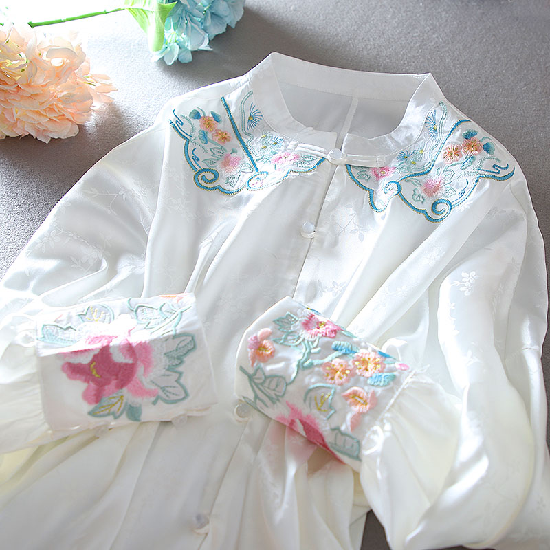 เสื้อลินิน เสื้อผ้าฝ้ายลินิน เสื้อเชิ้ตผ้าลินิน ปักลายสวยๆด้วยด้าย สไตล์VINTAGE