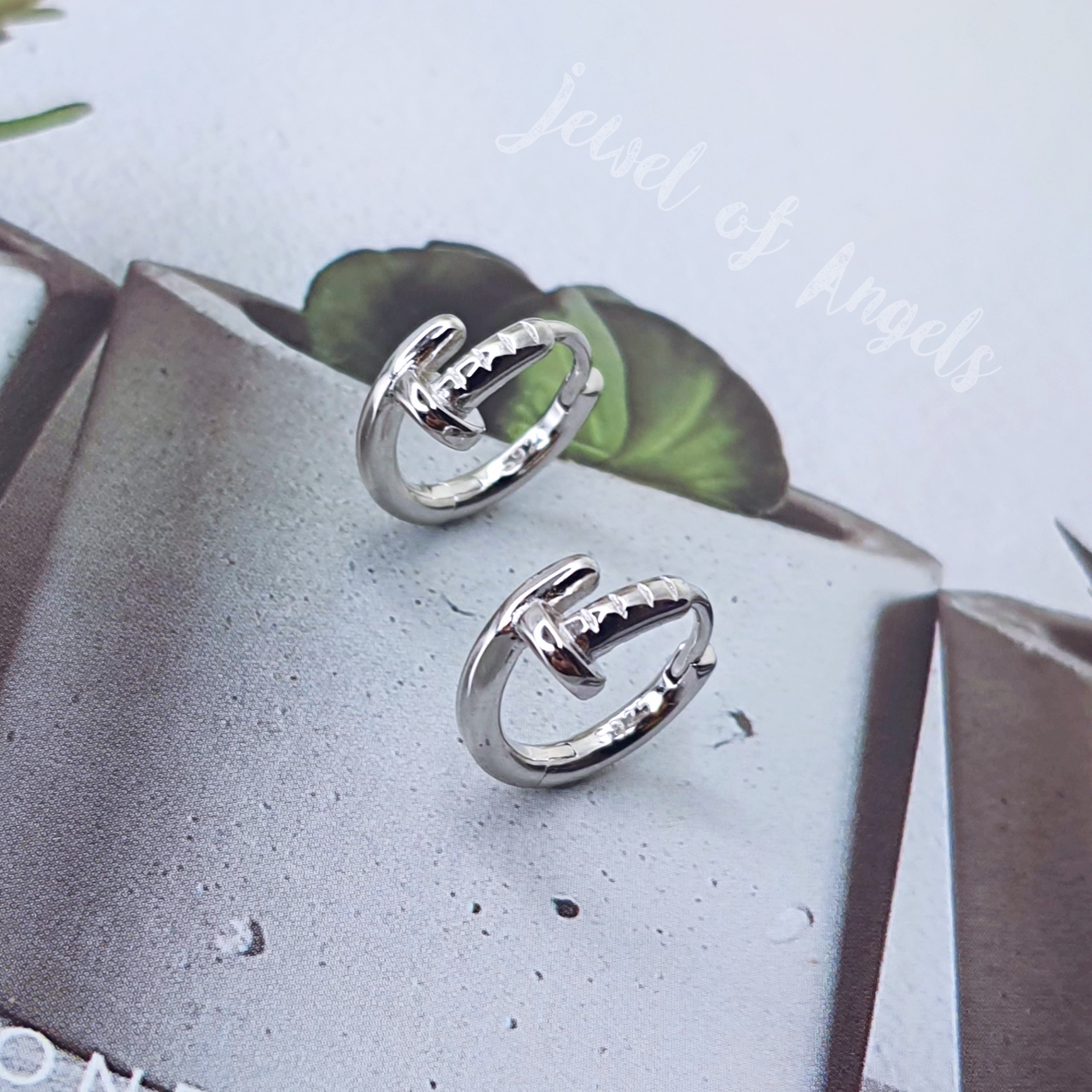 ต่างหูเงินแท้ S925 รุ่น Sincere ต่างหูห่วงตะปู สูง12mm เงินแท้ทั้งชิ้น Silver925 ต่างหูผู้ชายตุ้มหูเงินแฟชั่น