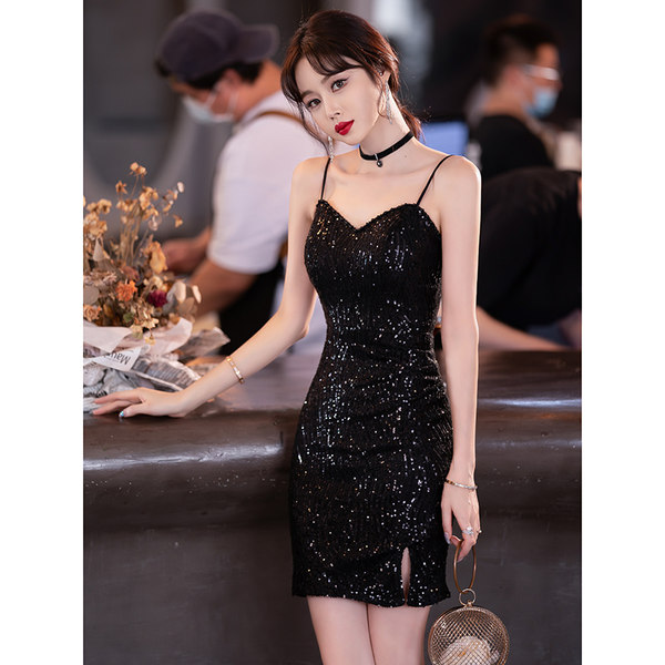 ชุดราตรี ชุดราตรีสวยหรู แบบ ทันสมัย Evening dress