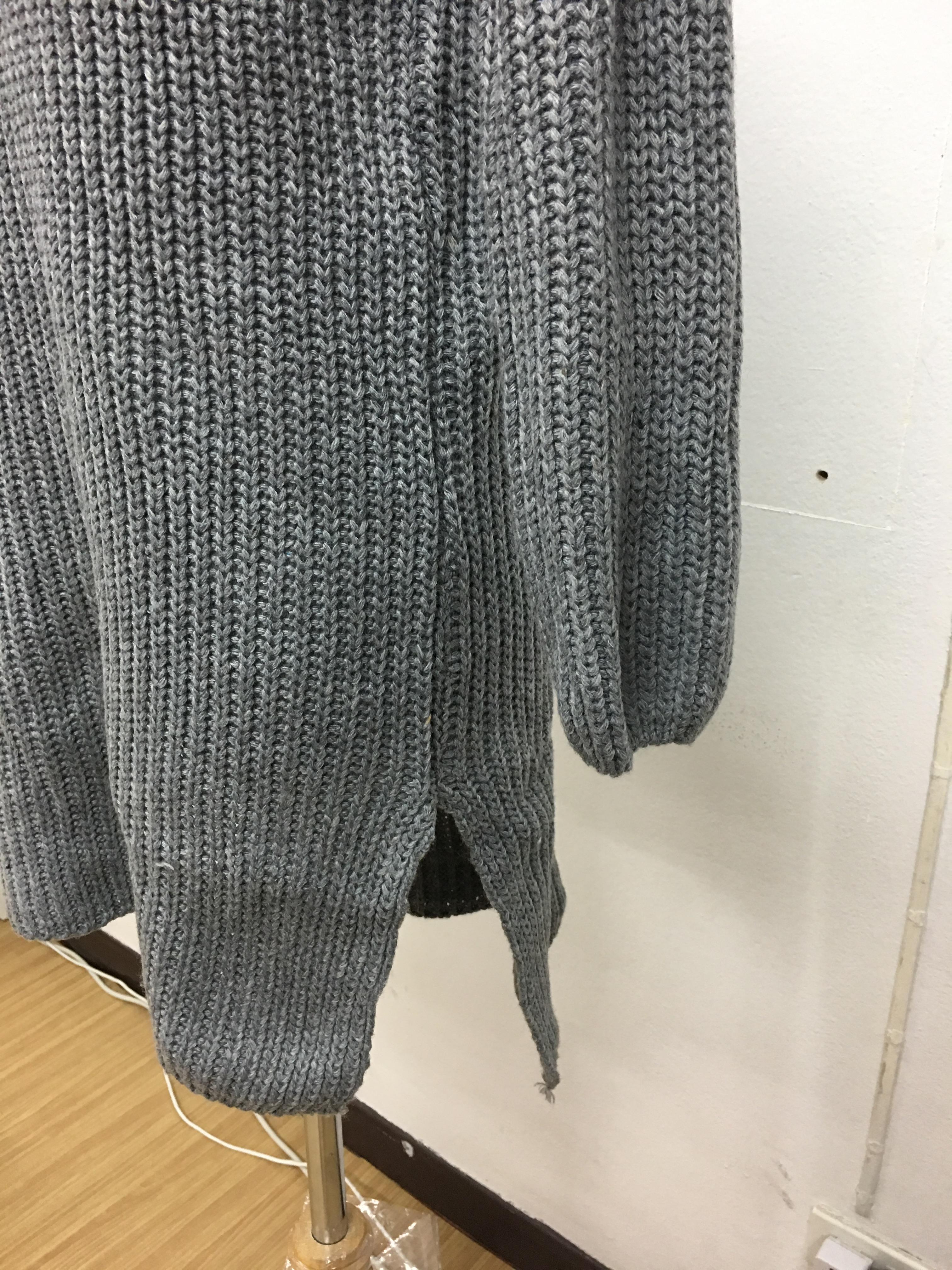 เสื้อไหมพรมตัวโคล่ง Sweater ทรงยาว เกาหลีฝุดๆ ยืดได้เยอะ พร้อมส่ง