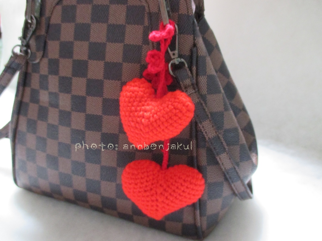 ที่ห้อยกระเป๋าหัวใจคู่