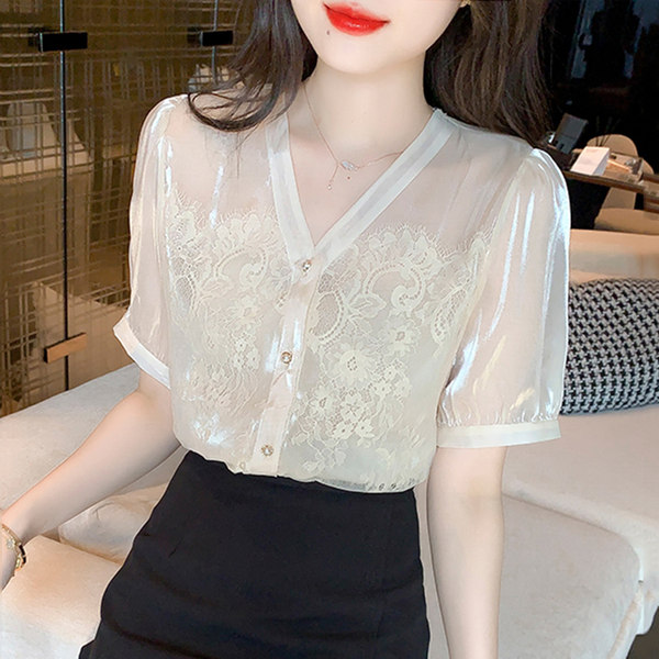 เสื้อลูกไม้ แขนสั้น
