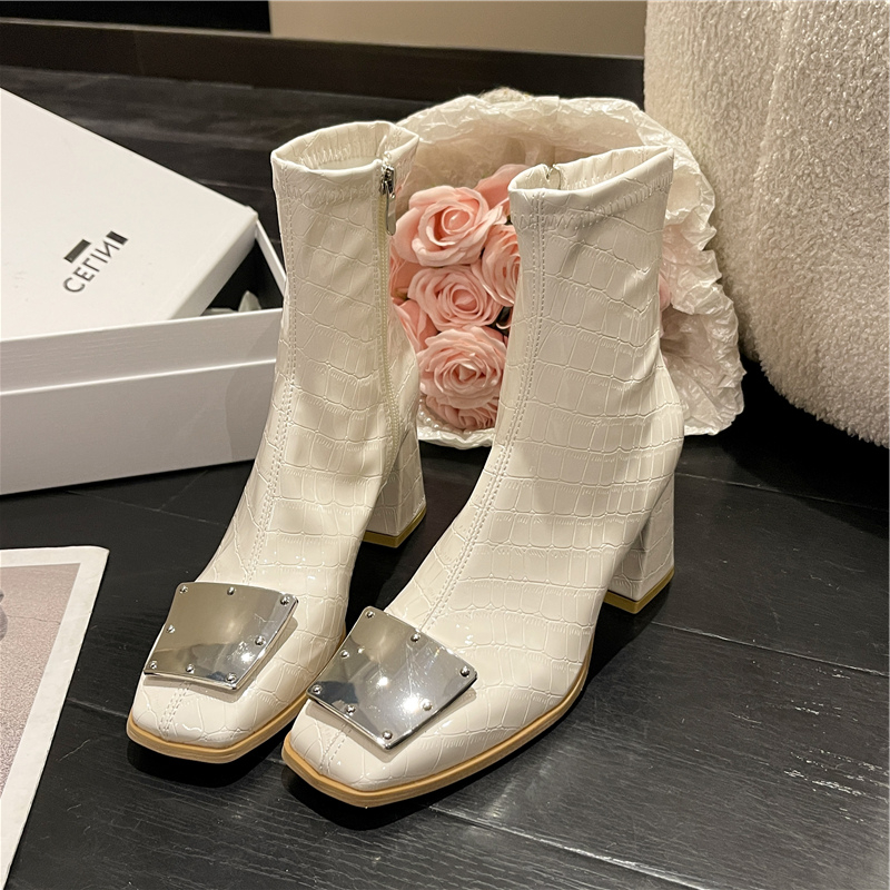รองเท้าบูทแฟชั่นหญิง มีขนาดให้สั่งซื้อ 35 36 37 38 39 40