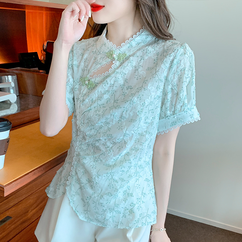 เสื้อเชิ้ตแขนยาววัยรุ่น ลายสวยๆ แบรนด์ YIL AN