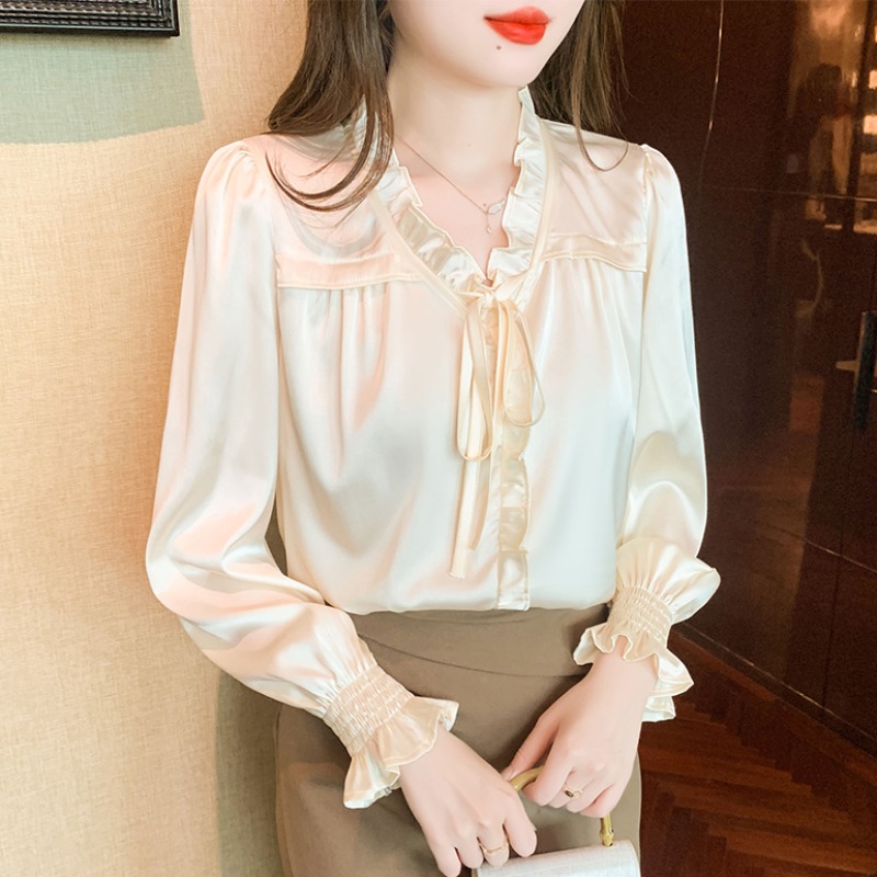 เสื้อเชิ้ตผู้หญิงแขนยาว เสื้อเชิ้ตผู้หญิงใส่ทํางาน 390 บาทต่อชิ้น ฟรีค่าจัดส่ง