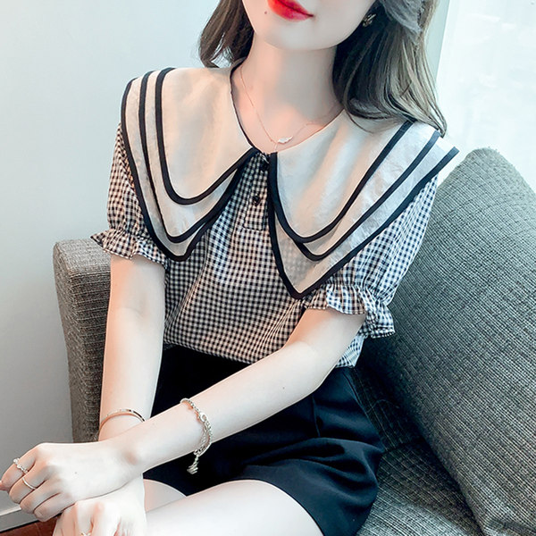 เสื้อลูกไม้ แขนสั้น