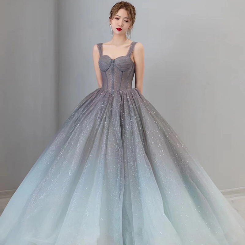 ชุดราตรี ชุดราตรีสวยหรู แบบ ทันสมัย Evening dress