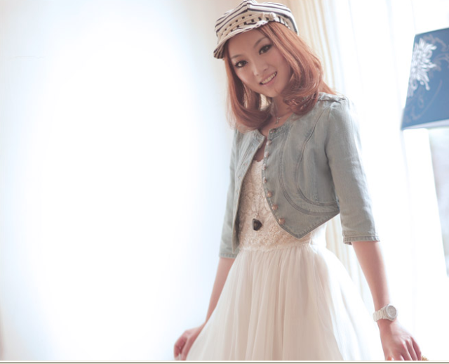 แจ็กเก็ต ยีนส์ตัวสั้น ทรงสวย เท่ปนหวานสียีนส์อ่อน พร้อมส่งจ้า same pic M