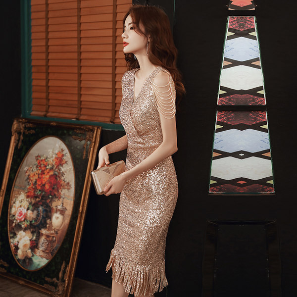 ชุดราตรี ชุดราตรีสวยหรู แบบ ทันสมัย Evening dress