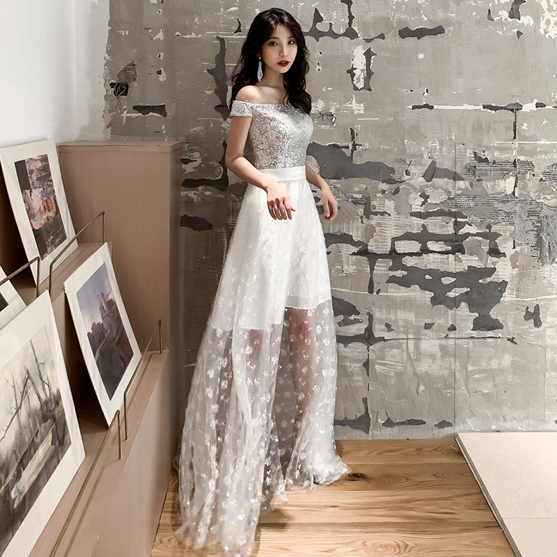 ชุดราตรี ชุดราตรีสวยหรู แบบ ทันสมัย Evening dress